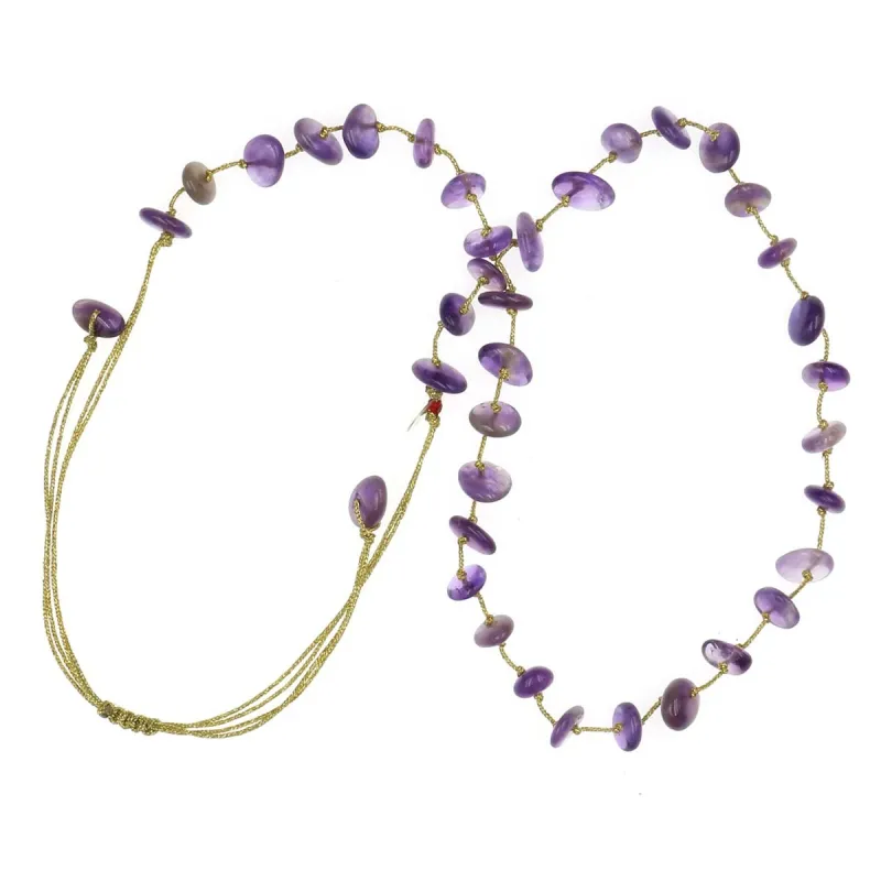 Collier en pierres naturelles Améthyste. Peut se porter en ras de cou ou sautoir selon votre envie  en bracelet 3 tours poignet