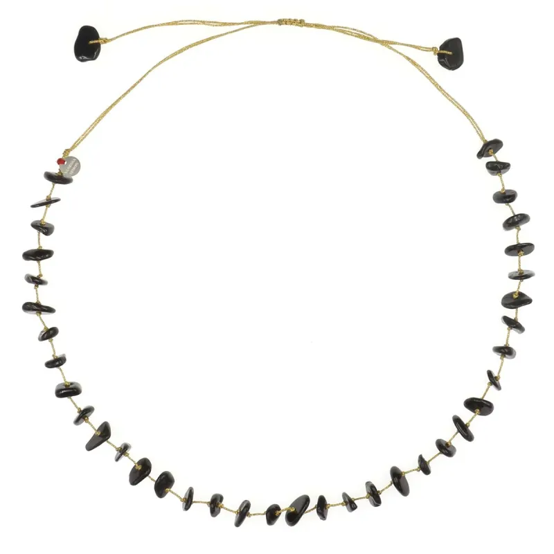 Collier en pierres naturelles Tourmaline noire . Peut se porter en ras de cou ou sautoir selon votre envie  en bracelet 3 tours