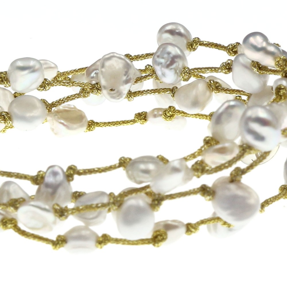 Collier en pierres naturelles Nacre baroque. Peut se porter en ras de cou ou sautoir selon votre envie  en bracelet 3 tours poig
