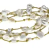 Collier en pierres naturelles Nacre baroque. Peut se porter en ras de cou ou sautoir selon votre envie  en bracelet 3 tours poig