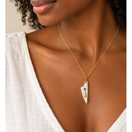 Charm Corne de Bélier émaillé blanc avec fleur Immortelle