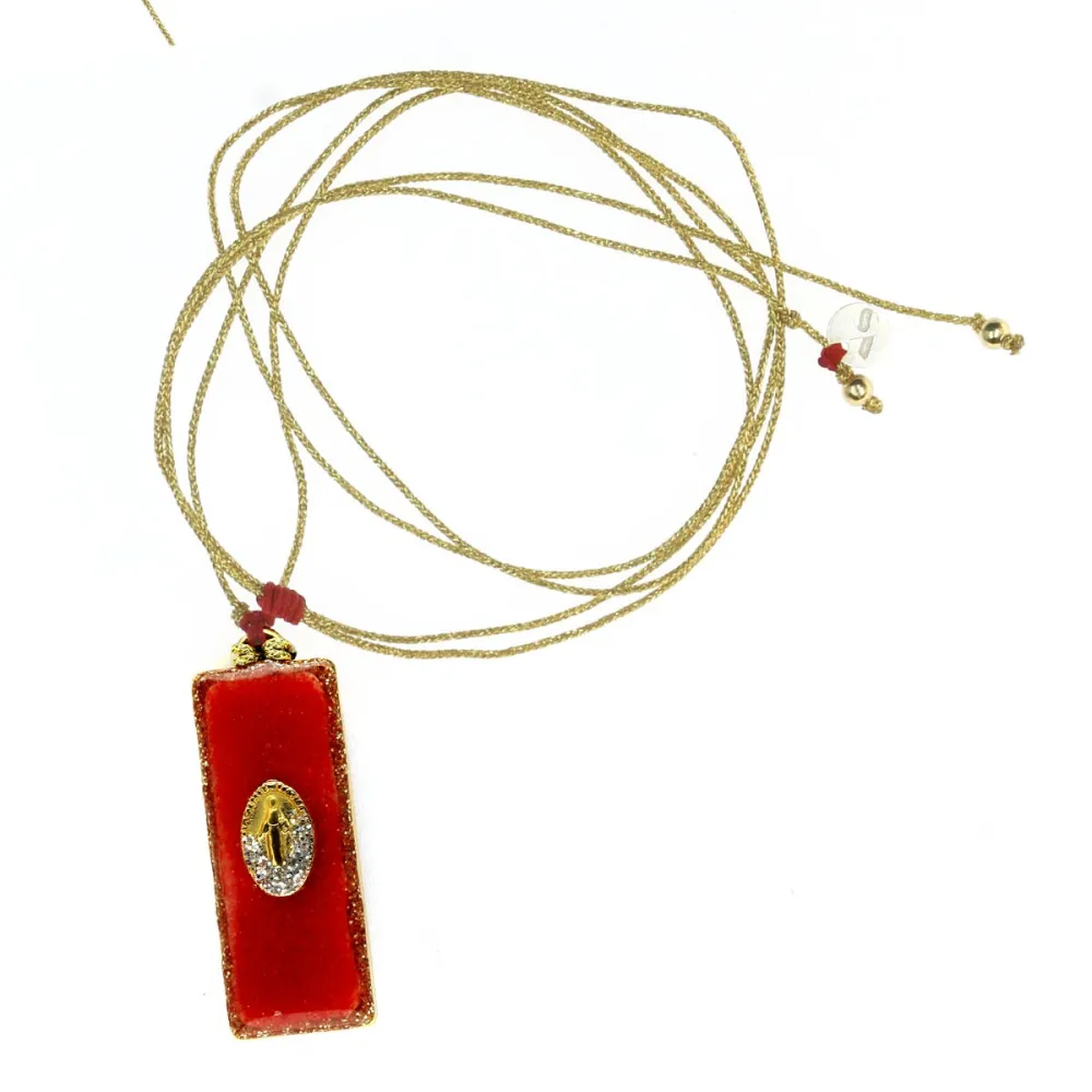 Collier Barrette  Corail ornée d'une madone